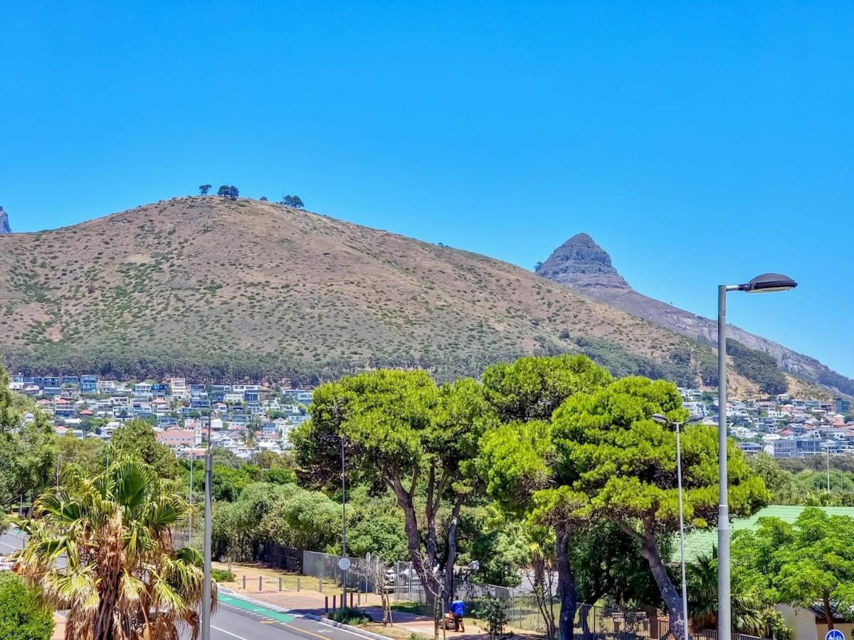 With Ocean And Promenade View Sea Point